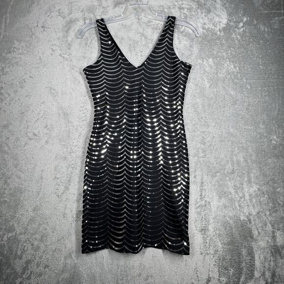 Snap Dress Women Medium Black Silver Allover Scalloped Sequins Party Date Night - Picture 2 of 9